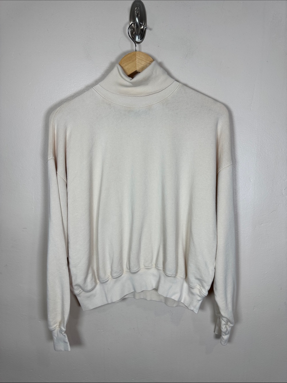 J. Crew Womens Cream Turtleneck Sweater Preppy Relaxed fit Cotton Classic S